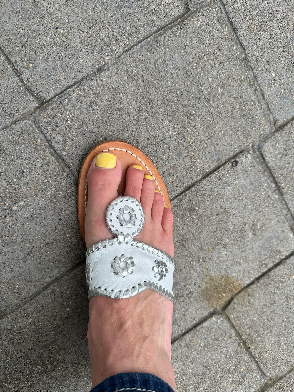 Jack Rogers White Leather Navajo-Style Medallion Sandals Boho Festival - Picture 8 of 9